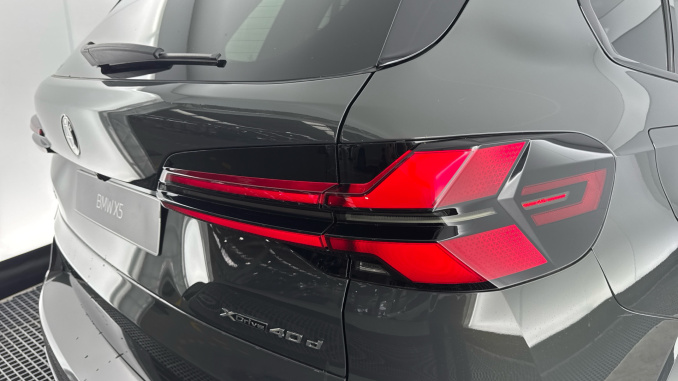 BMW X5 xDrive40d MHT M Sport 5dr Auto [Pro Pack] Diesel Estate - Image 30